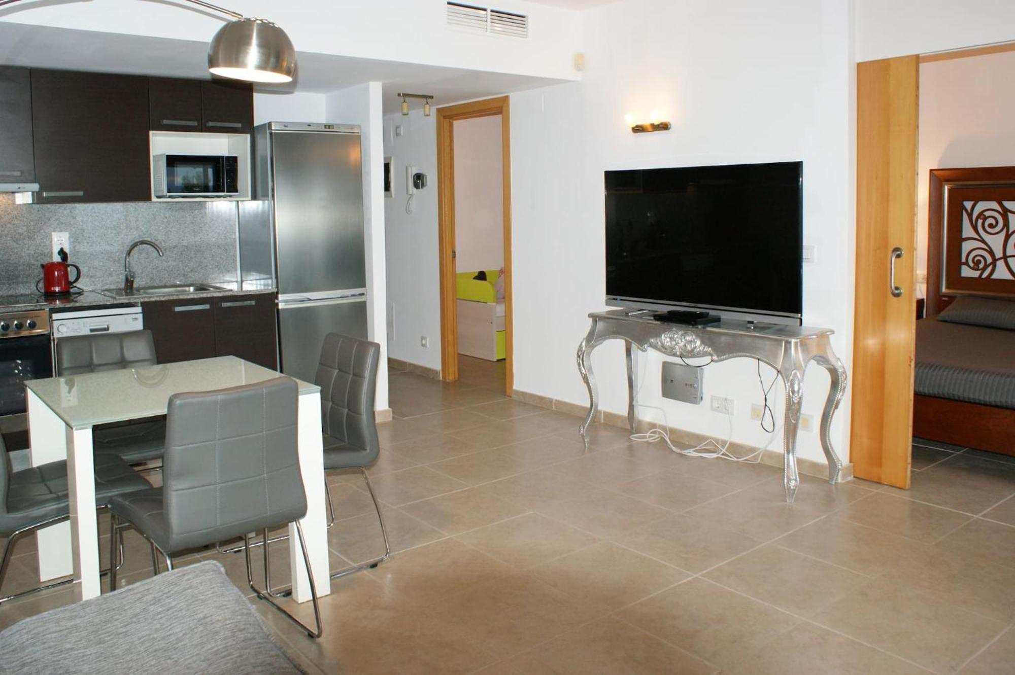 Apartamento En Roses Con Vistas Al Canal Y Piscina Εξωτερικό φωτογραφία