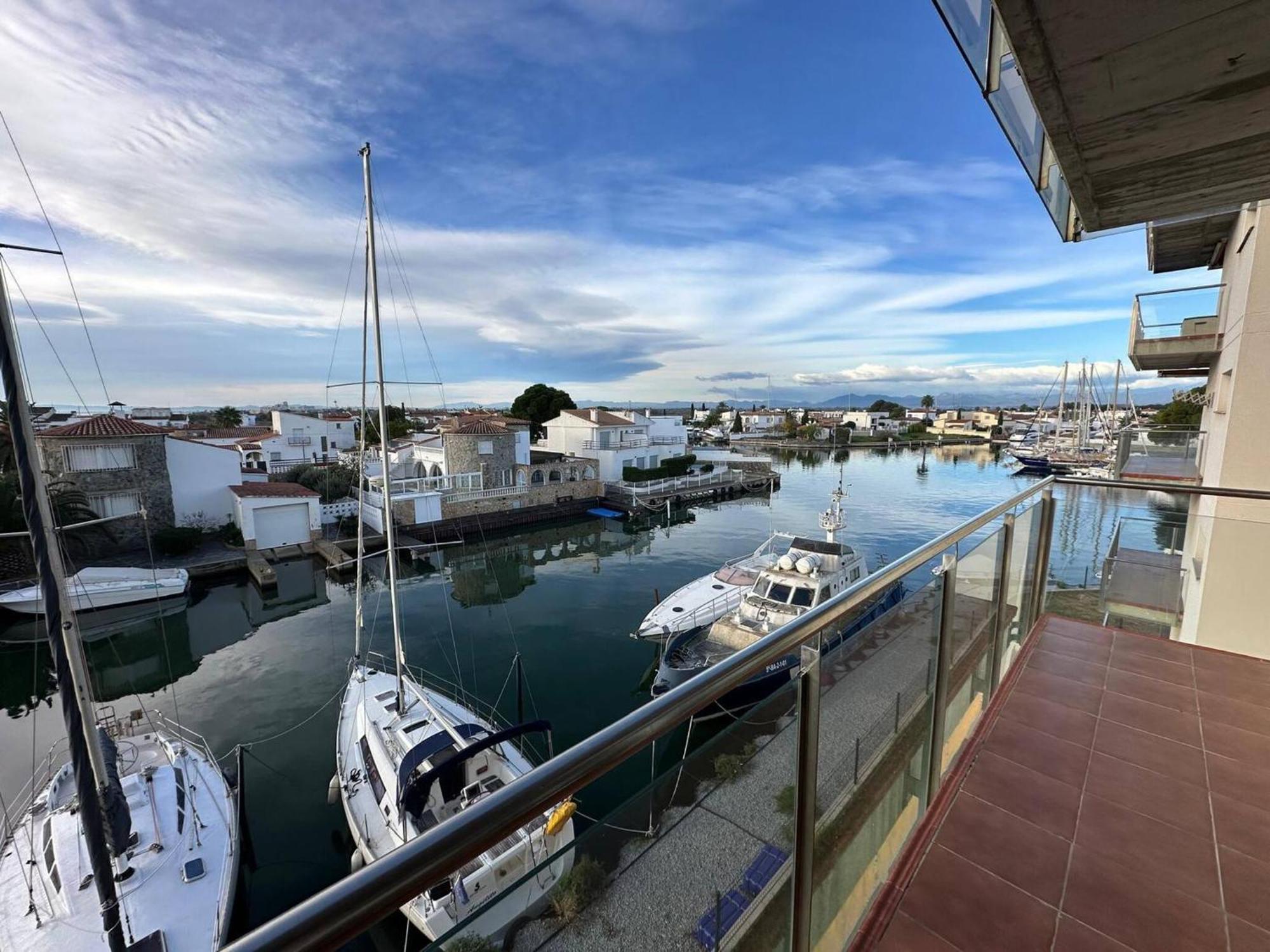 Apartamento En Roses Con Vistas Al Canal Y Piscina Εξωτερικό φωτογραφία